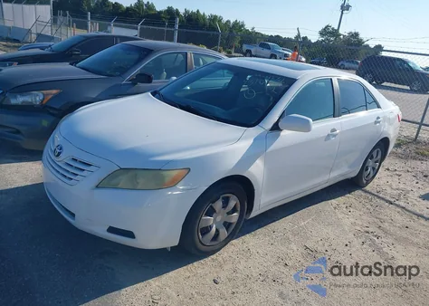 2008 Toyota Camry Le z USA, uszkodzony, nr VIN 4T1BE46K08U765929